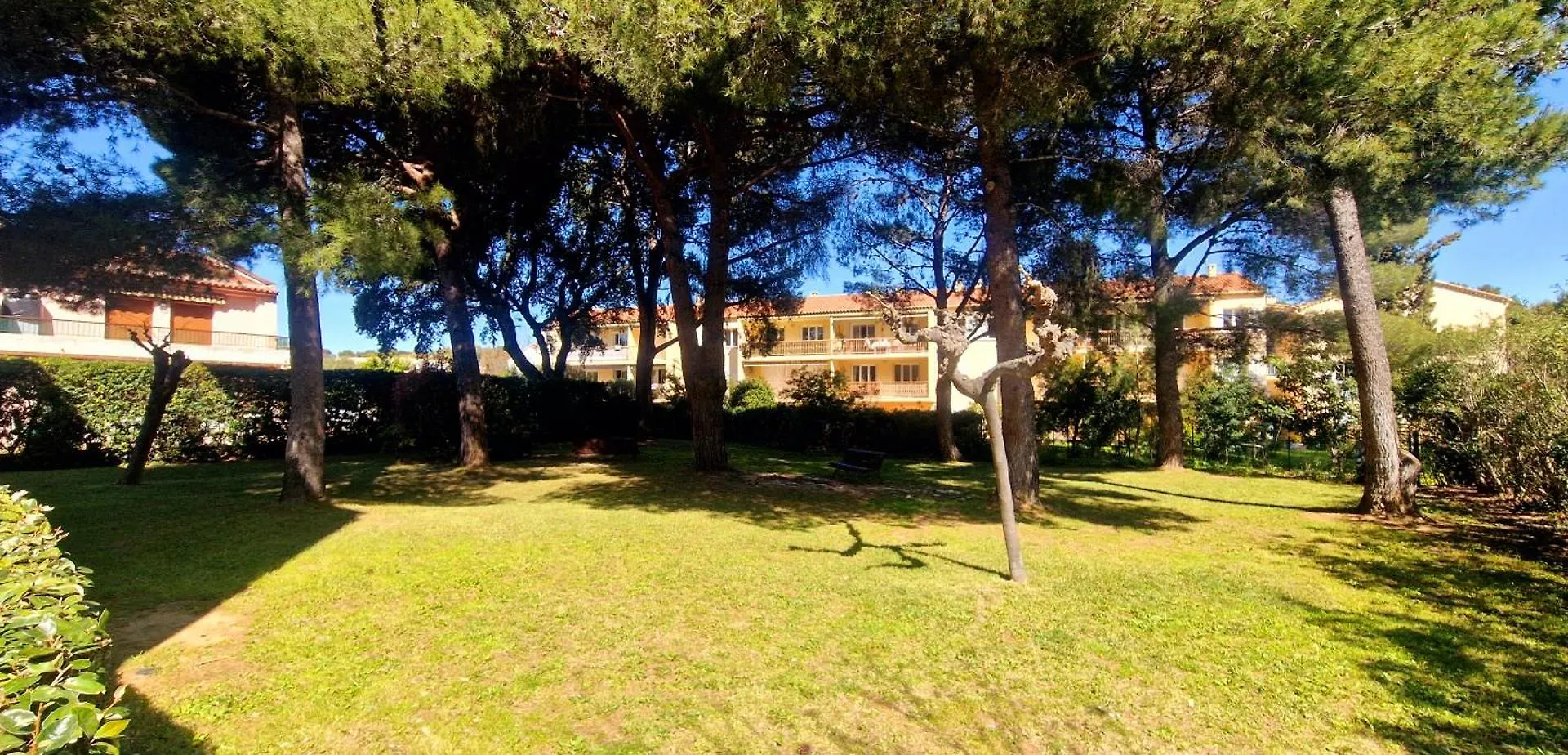 Studio Cabine Neuf 4 Personnes - Bormes Les Mimosas - 300M De La Plage De La Faviere 0*, Bormes-les-Mimosas France