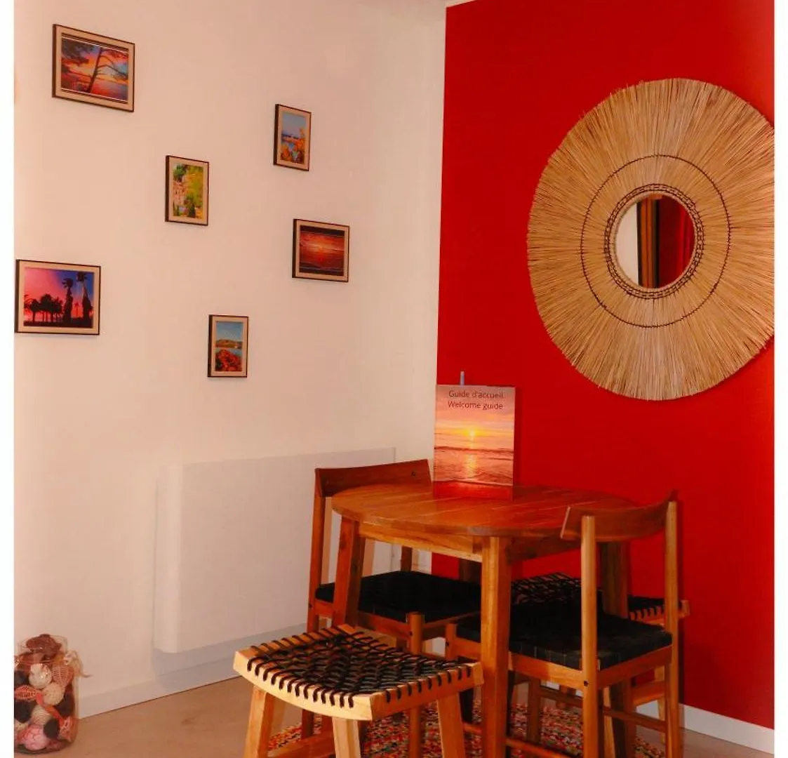 Studio Cabine Neuf 4 Personnes - Bormes Les Mimosas - 300M De La Plage De La Faviere Apartmán